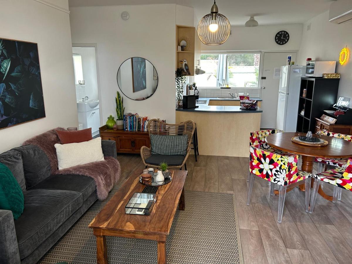 Sunshine Four Apartment Salisbury Exterior foto